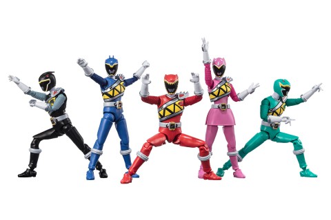 Bandai anuncia novos conjuntos dos bonecos de Kyoryuger